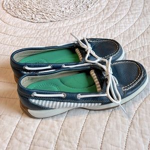 Women's Sperry Slip on shoes